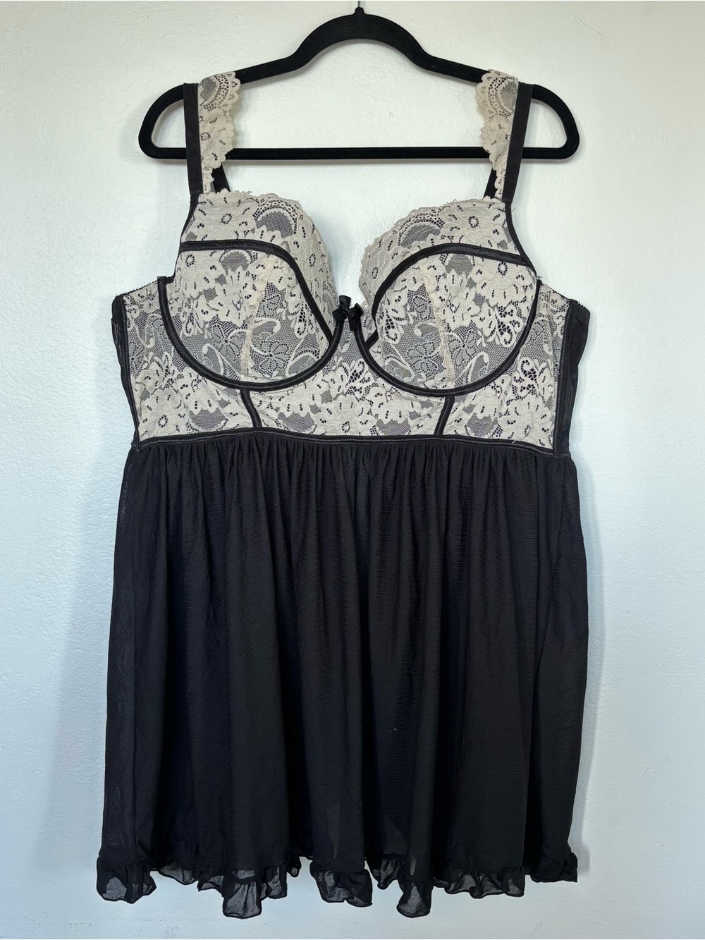 torrid Black & Cream Lace-Trim Babydoll Chemise with Contrast Piping